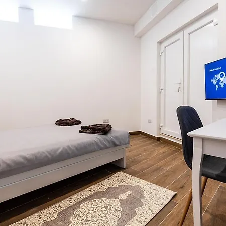 V86 - Charming 1 Bedroom Duplex With Harbour Views 아파트