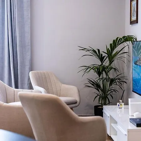 V86 - Charming 1 Bedroom Duplex With Harbour Views Senglea
